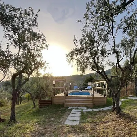 Hébergement de vacances On A Picturesque Hillside, Breathtaking Views Of